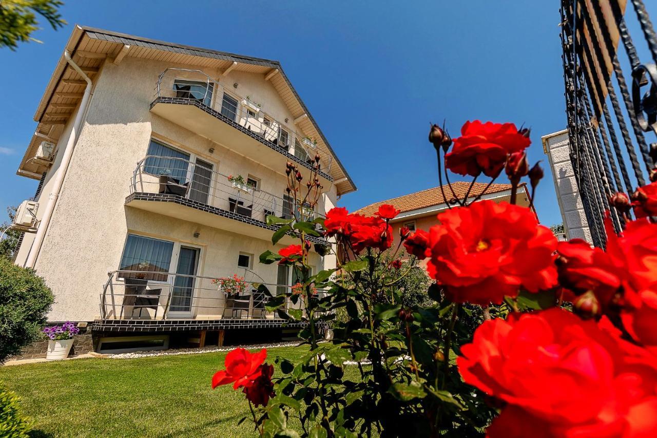 Vila Mosel Două Mai Buitenkant foto